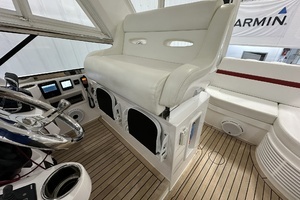 2020 Intrepid 475 Sport Yacht thumbnail 22