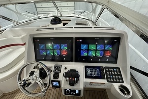 2020 Intrepid 475 Sport Yacht thumbnail 20