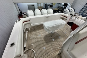 2020 Intrepid 475 Sport Yacht thumbnail 23