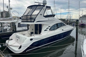 2005 Sea Ray 420 Sedan Bridge thumbnail 2
