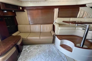 2005 Sea Ray 420 Sedan Bridge thumbnail 10