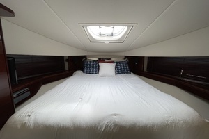 2009 Sea Ray 480 Sundancer thumbnail 14