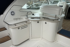 2009 Sea Ray 480 Sundancer thumbnail 4