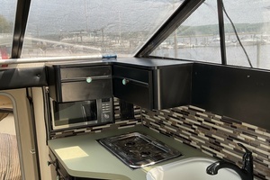 1988 Mainship Mediterranean thumbnail 10