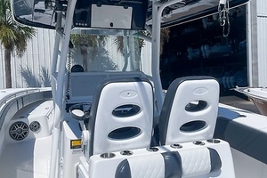 Photo 6033612 for 2017 Cape Horn 36XS  0005634308