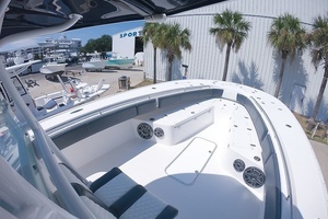 2017 Cape Horn 36XS thumbnail 10