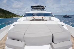 2017 Sunseeker 86 Yacht thumbnail 89