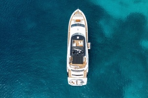 2017 Sunseeker 86 Yacht thumbnail 16