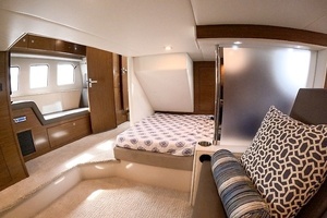 2016 Cruisers Yachts Cantius thumbnail 29