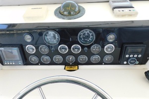 1987 Sea Ray 460 Convertible thumbnail 23