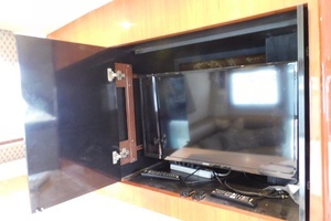 1987 Sea Ray 460 Convertible thumbnail 25
