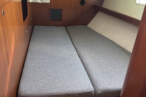 Roxxy 53ft Beneteau Yacht For Sale