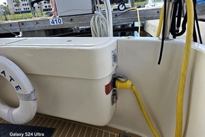 2005 Mainship 400 thumbnail 18