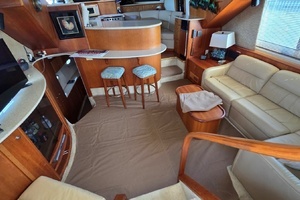 2001 Silverton 453 Motor Yacht thumbnail 30
