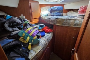 2001 Silverton 453 Motor Yacht thumbnail 46