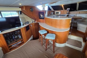 2001 Silverton 453 Motor Yacht thumbnail 34