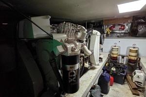 2001 Silverton 453 Motor Yacht thumbnail 63