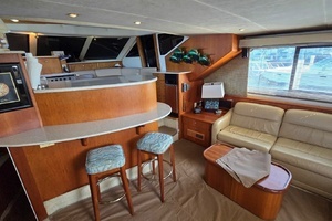 2001 Silverton 453 Motor Yacht thumbnail 31