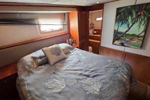 2001 Silverton 453 Motor Yacht thumbnail 55