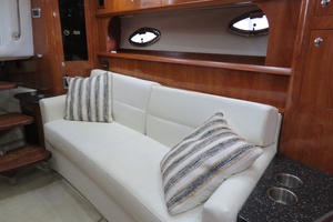 35ft Four Winns Yacht For Sale