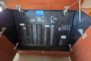 Photo 6035163 for 2008 Meridian 490 Pilothouse Runaway Electrical