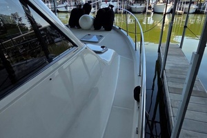 Photo 6035172 for 2008 Meridian 490 Pilothouse Runaway Foredecks