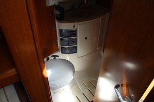 2006 Jeanneau 45 Sun Odyssey thumbnail 40