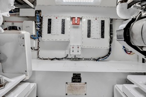 Brenda s III 55ft Hatteras Yacht For Sale