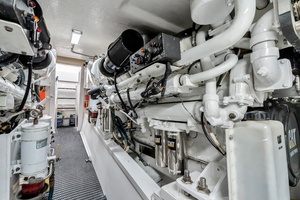 Brenda s III 55ft Hatteras Yacht For Sale