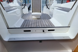 Lifeline 44ft Jeanneau Yacht For Sale