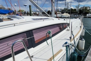 2017 Jeanneau Sun Odyssey 44 DS thumbnail 13