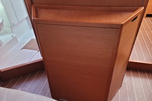 Lifeline 44ft Jeanneau Yacht For Sale