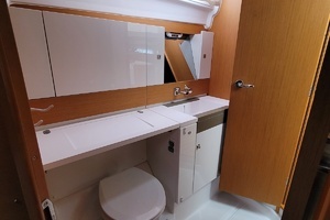 2017 Jeanneau Sun Odyssey 44 DS thumbnail 50