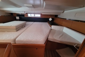 2017 Jeanneau Sun Odyssey 44 DS thumbnail 53