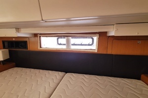 2017 Jeanneau Sun Odyssey 44 DS thumbnail 73