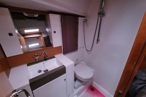 Lifeline 44ft Jeanneau Yacht For Sale