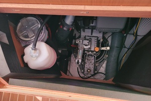 Lifeline 44ft Jeanneau Yacht For Sale