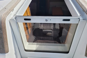 Lifeline 44ft Jeanneau Yacht For Sale