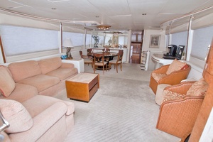1998 Lazzara Yachts 76 Skylounge Grand Salon thumbnail 10