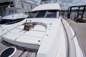 1998 Lazzara Yachts 76 Skylounge Grand Salon thumbnail 78