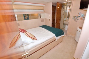 1998 Lazzara Yachts 76 Skylounge Grand Salon thumbnail 33