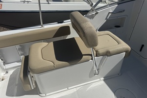 Photo 6036939 for 2013 Sea Hunt Escape 234 LE  