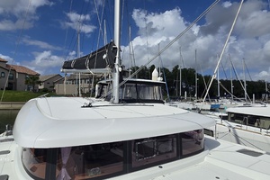 Moonlight Lady 42ft Lagoon Yacht For Sale