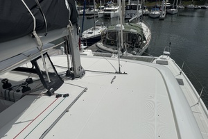 Moonlight Lady 42ft Lagoon Yacht For Sale