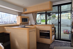Moonlight Lady 42ft Lagoon Yacht For Sale