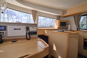 Moonlight Lady 42ft Lagoon Yacht For Sale