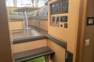 Moonlight Lady 42ft Lagoon Yacht For Sale
