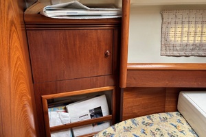 Sola Stella 43ft Jeanneau Yacht For Sale