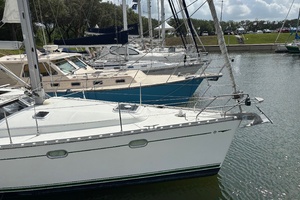 Sola Stella 43ft Jeanneau Yacht For Sale