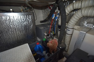 Cool Change  32ft Cruisers Yachts Yacht For Sale